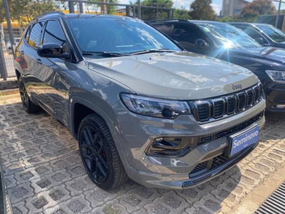 JEEP COMPASS 2.0 HURRICANE 4 TURBO GASOLINA BLACKHAWK AT9 JEEP COMPASS 2.0 HURRICANE 4 TURBO GASOLINA BLACKHAWK AT9